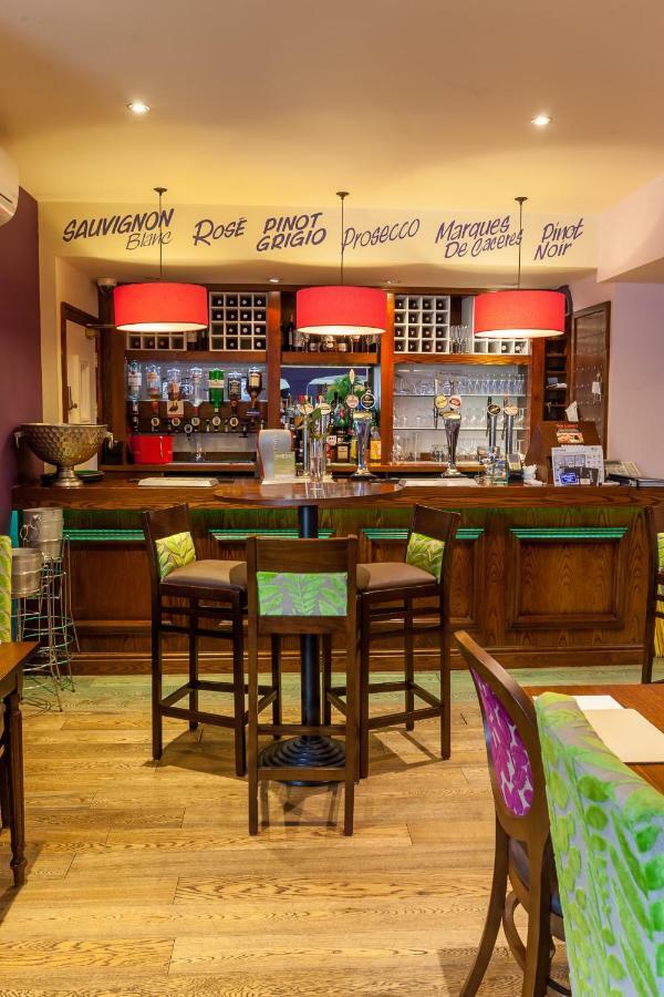 ברידג'נד The Masons Arms Hotel מראה חיצוני תמונה